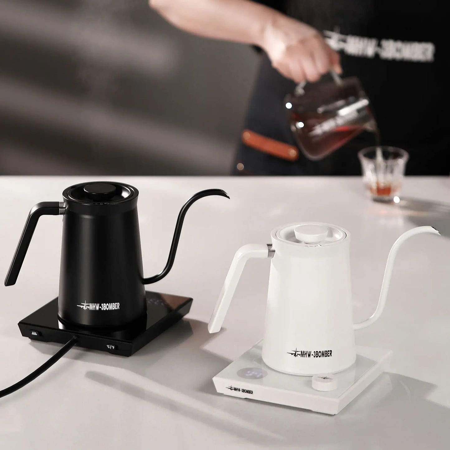 MHW-3BOMBER Smart Electric Coffee Kettle Precise Temperature Control - POCILLO