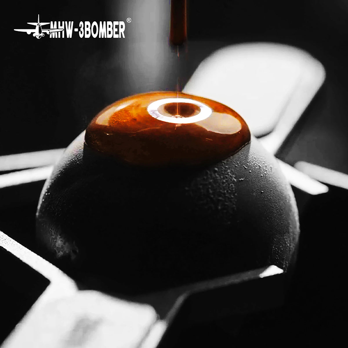 MHW-3BOMBER Smooth Espresso Chilling Ball
